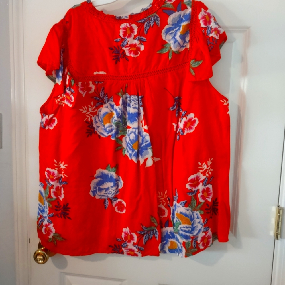 Jessica Simpson blouse - Picture 2 of 4
